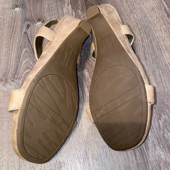 Anne Klein IFlex women's sz 8.5M bedazzled comfy shoes with small heel. - Picture 9 of 9